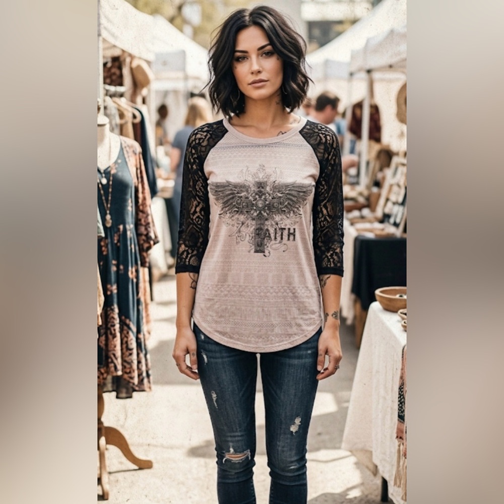 Southern Grace Women's Lace Sleeve Top S Black and White Biker Travel Gypsy Whym